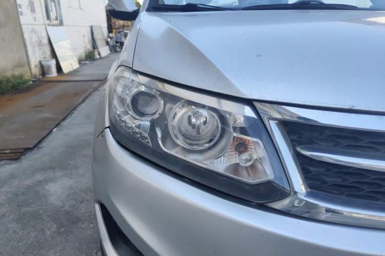 Used Chery Tiggo 5 2014 2.0L Manual Jia Yue Edition Right Front Headlight