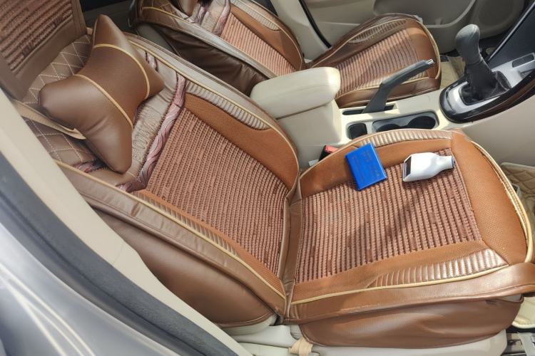 Used Chery Tiggo 5 2014 2.0L Manual - Family Deluxe Edition Right Front Seat