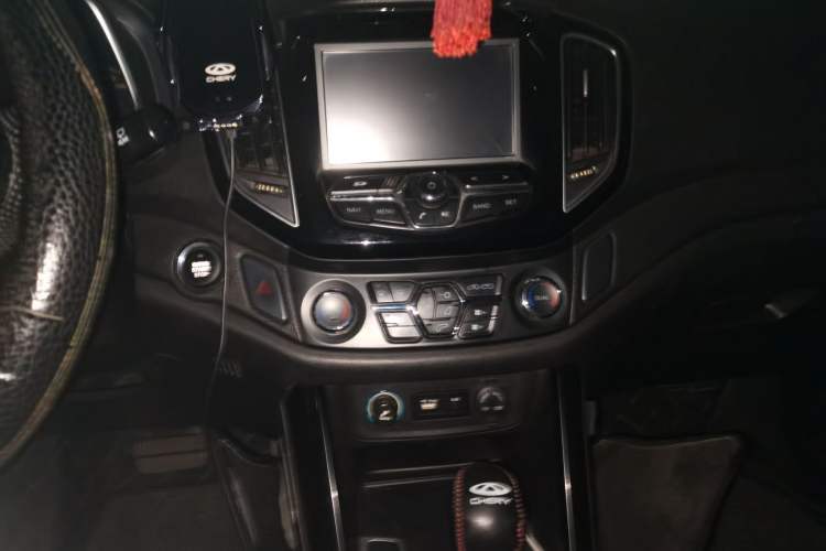 Used Chery Tiggo 5 2014 2.0L CVT Zhiyun Edition Audio And AC Panel