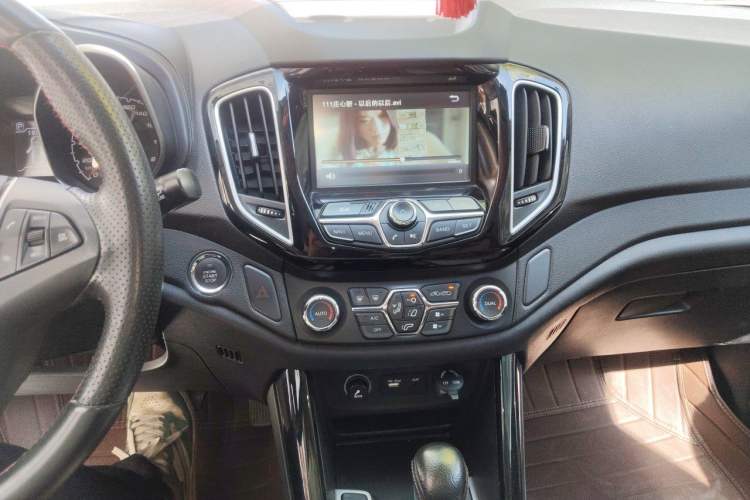 Used Chery Tiggo 5 2014 2.0L CVT Family Deluxe Edition Audio And AC Panel