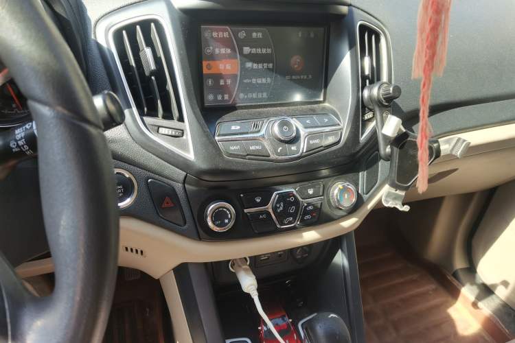 Used Chery Tiggo 5 2014 2.0L CVT Joyful Edition Audio And AC Panel