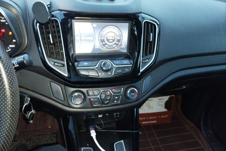 Used Chery Tiggo 5 2014 2.0L Manual - Family Deluxe Edition Audio And AC Panel