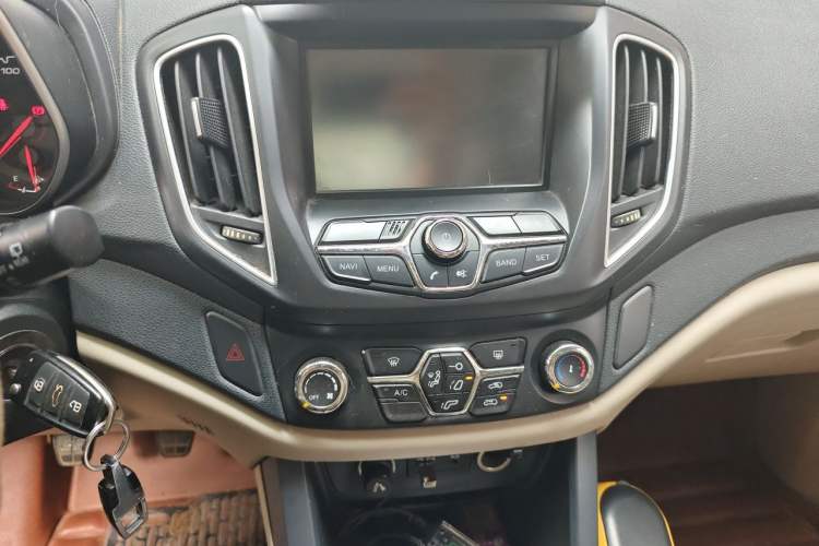 Used Chery Tiggo 5 2014 2.0L Manual Jia Yue Edition Audio And AC Panel