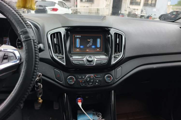 Used Chery Tiggo 5 2014 2.0L Manual - Family Deluxe Edition Audio And AC Panel