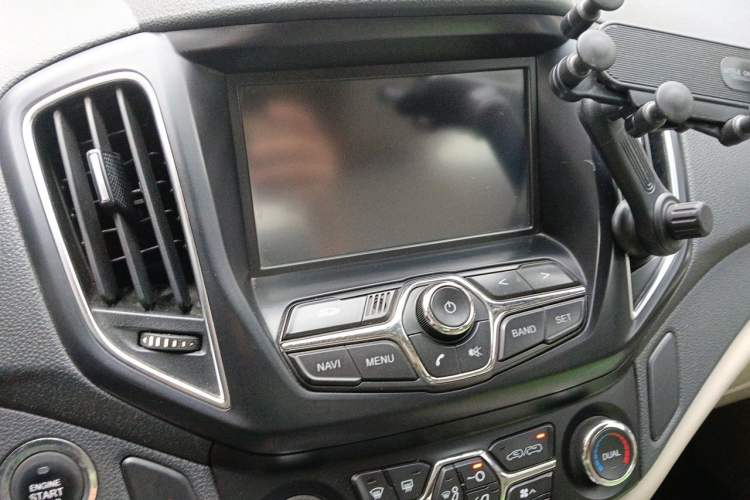 Used Chery Tiggo 5 2014 2.0L CVT Family Deluxe Edition Audio And AC Panel