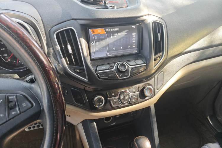Used Chery Tiggo 5 2014 2.0L CVT Joyful Edition Audio And AC Panel