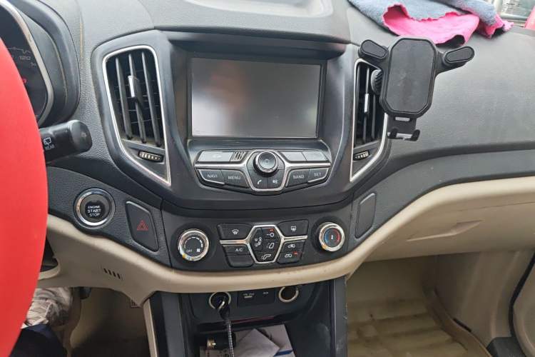 Used Chery Tiggo 5 2014 2.0L CVT Joyful Edition Audio And AC Panel