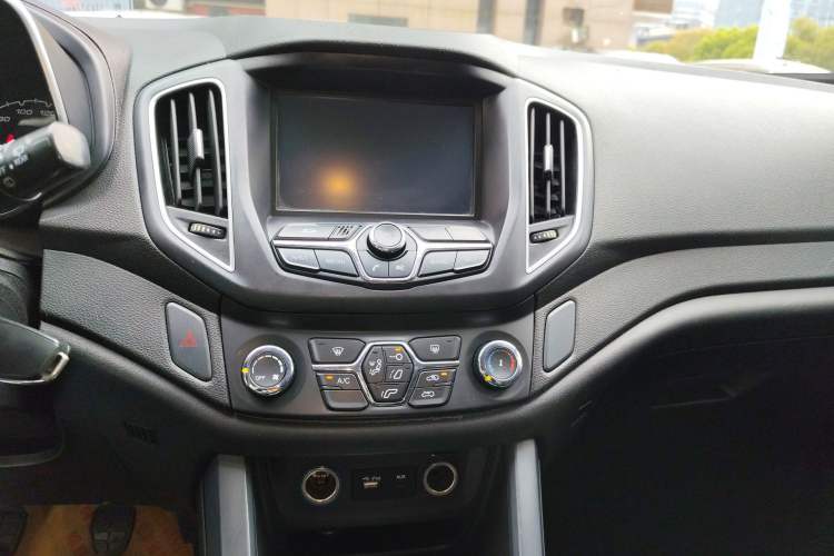 Used Chery Tiggo 5 2014 2.0L Manual Jia Yue Edition Audio And AC Panel