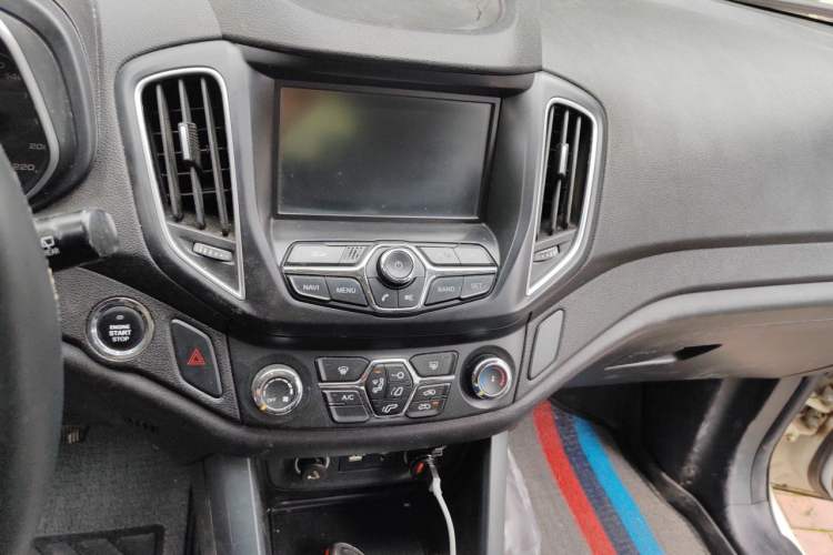 Used Chery Tiggo 5 2014 2.0L CVT Joyful Edition Audio And AC Panel