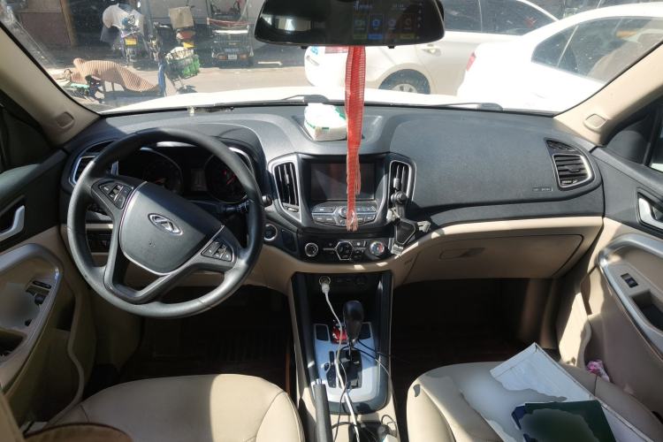 Used Chery Tiggo 5 2014 2.0L CVT Joyful Edition Center Console