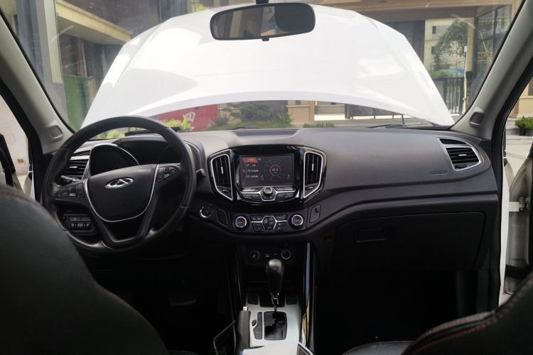 Used Chery Tiggo 5 2014 2.0L CVT Zhiyun Edition Center Console