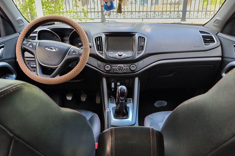Used Chery Tiggo 5 2014 2.0L Manual Jia Yue Edition Center Console
