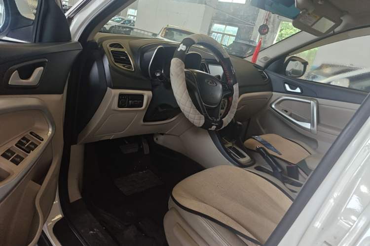 Used Chery Tiggo 5 2014 2.0L CVT Joyful Edition Driver Seat