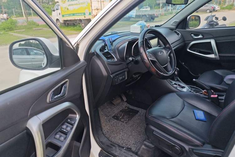 Used Chery Tiggo 5 2014 2.0L CVT Joyful Edition Driver Seat