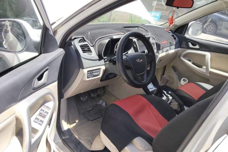 Used Chery Tiggo 5 2014 2.0L Manual - Family Deluxe Edition Driver Seat