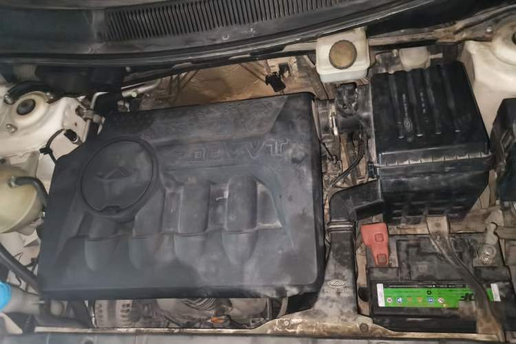 Used Chery Tiggo 5 2014 2.0L CVT Zhiyun Edition Engine Bay