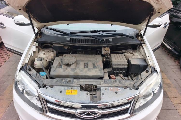 Used Chery Tiggo 5 2014 2.0L Manual - Family Deluxe Edition Engine Bay
