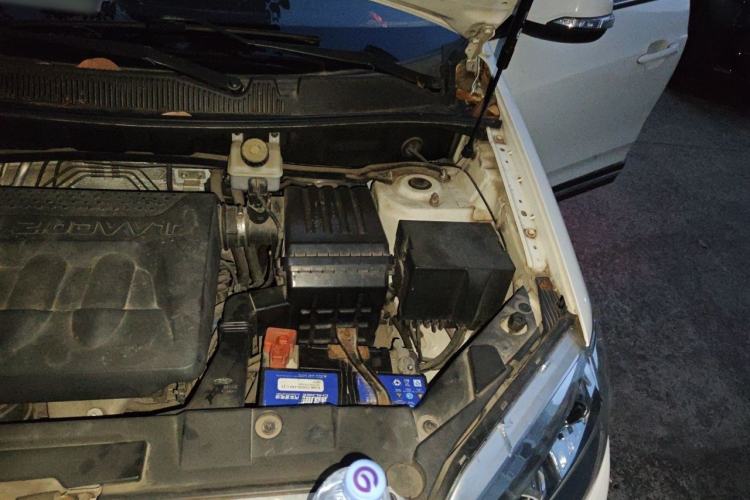 Used Chery Tiggo 5 2014 2.0L Manual - Family Deluxe Edition Engine Bay Left