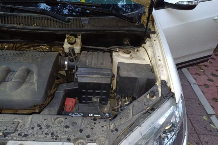 Used Chery Tiggo 5 2014 2.0L CVT Family Deluxe Edition Engine Bay Left