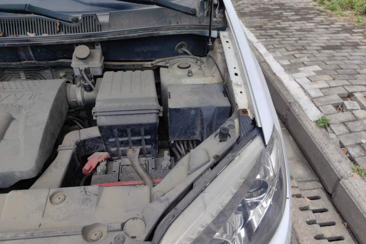 Used Chery Tiggo 5 2014 2.0L Manual - Family Deluxe Edition Engine Bay Left