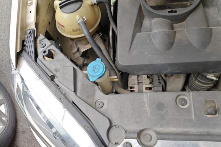 Used Chery Tiggo 5 2014 2.0L CVT Joyful Edition Engine Bay Right