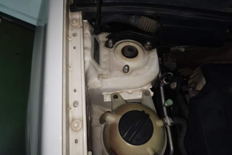 Used Chery Tiggo 5 2014 2.0L CVT Zhiyun Edition Engine Bay Right