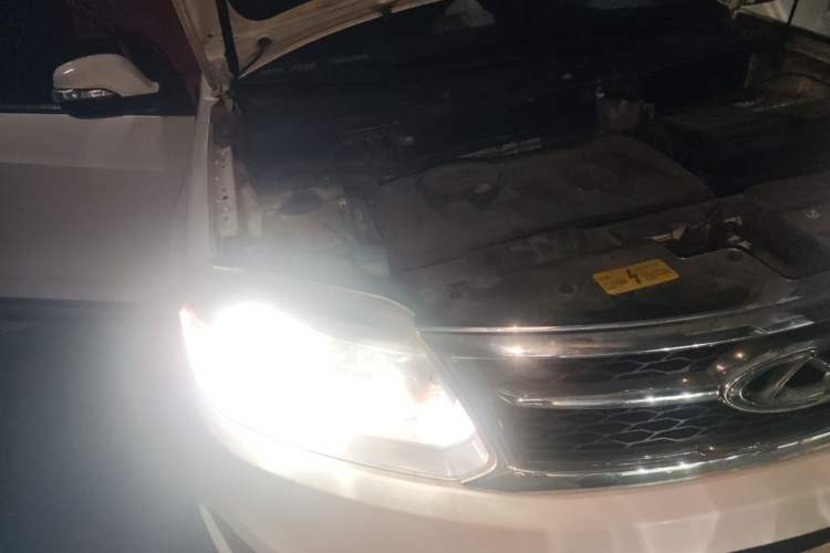 Used Chery Tiggo 5 2014 2.0L CVT Family Deluxe Edition Engine Bay Right