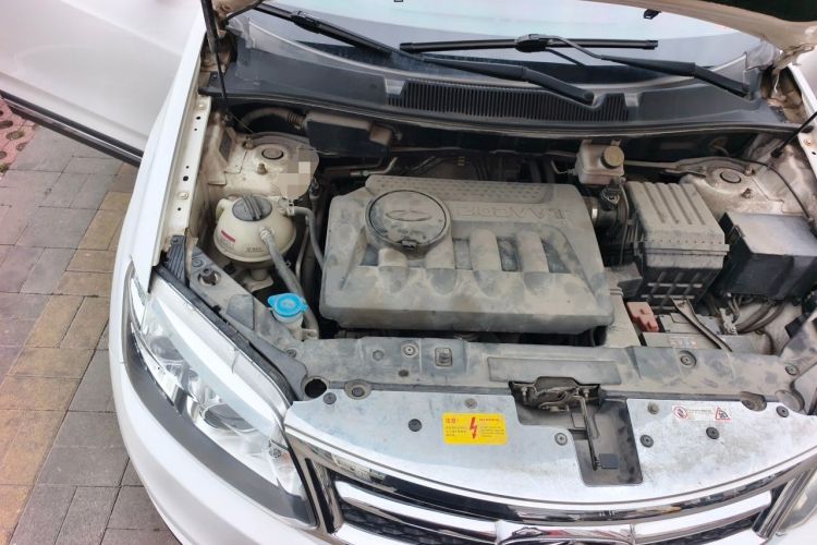 Used Chery Tiggo 5 2014 2.0L Manual - Family Deluxe Edition Engine Bay Right