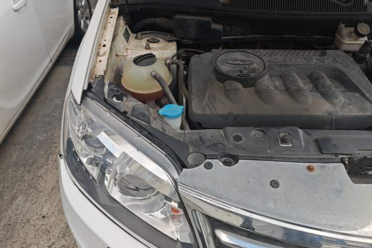 Used Chery Tiggo 5 2014 2.0L CVT Joyful Edition Engine Bay Right