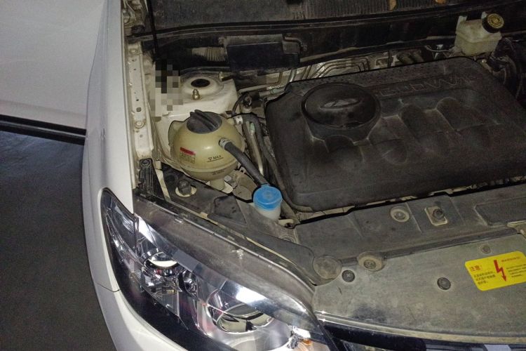 Used Chery Tiggo 5 2014 2.0L CVT Zhiyun Edition Engine Bay Right