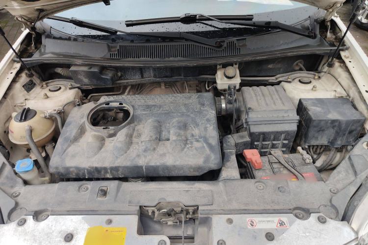 Used Chery Tiggo 5 2014 2.0L CVT Family Deluxe Edition Engine Bay