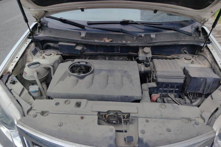 Used Chery Tiggo 5 2014 2.0L Manual - Family Deluxe Edition Engine Bay