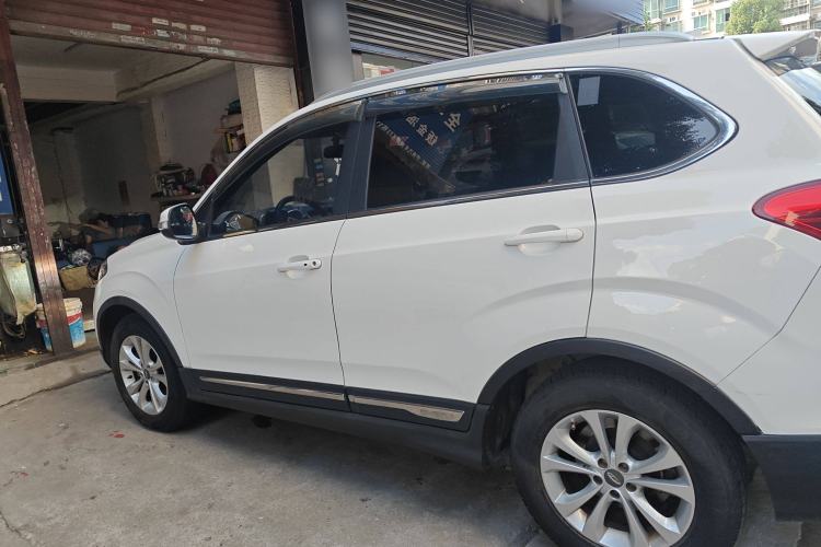 Used Chery Tiggo 5 2014 2.0L CVT Family Deluxe Edition Exterior 3