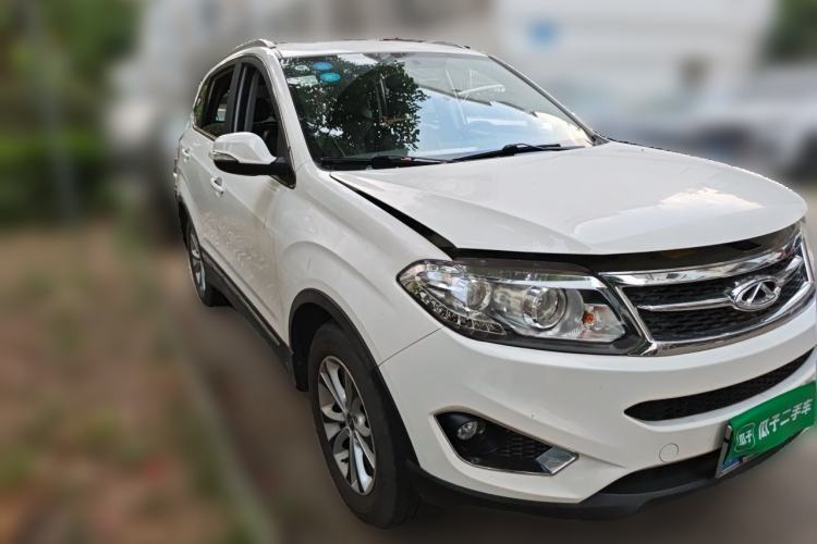 Used Chery Tiggo 5 2014 2.0L Manual - Family Deluxe Edition Front Right 45 Deg