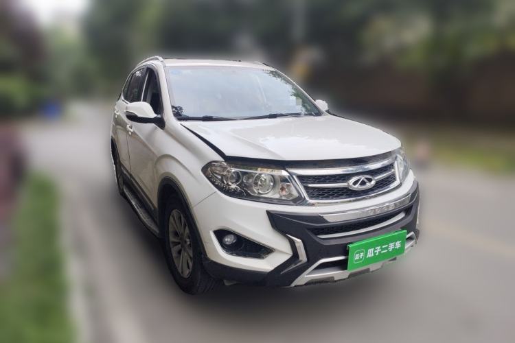 Used Chery Tiggo 5 2014 2.0L CVT Family Deluxe Edition Front Right 45 Deg