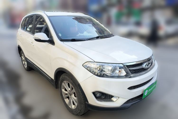 Used Chery Tiggo 5 2014 2.0L CVT Family Deluxe Edition Front Right 45 Deg