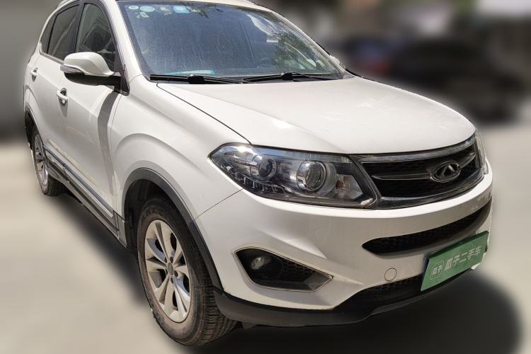 Used Chery Tiggo 5 2014 2.0L Manual - Family Deluxe Edition Front Right 45 Deg