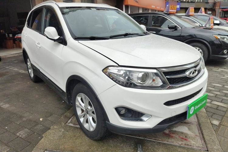 Used Chery Tiggo 5 2014 2.0L CVT Family Deluxe Edition Front Right 45 Deg