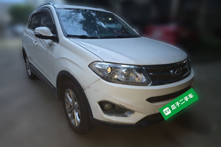 Used Chery Tiggo 5 2014 2.0L CVT Family Deluxe Edition Front Right 45 Deg