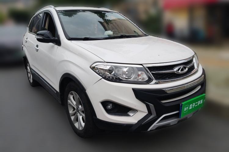 Used Chery Tiggo 5 2014 2.0L CVT Family Deluxe Edition Front Right 45 Deg
