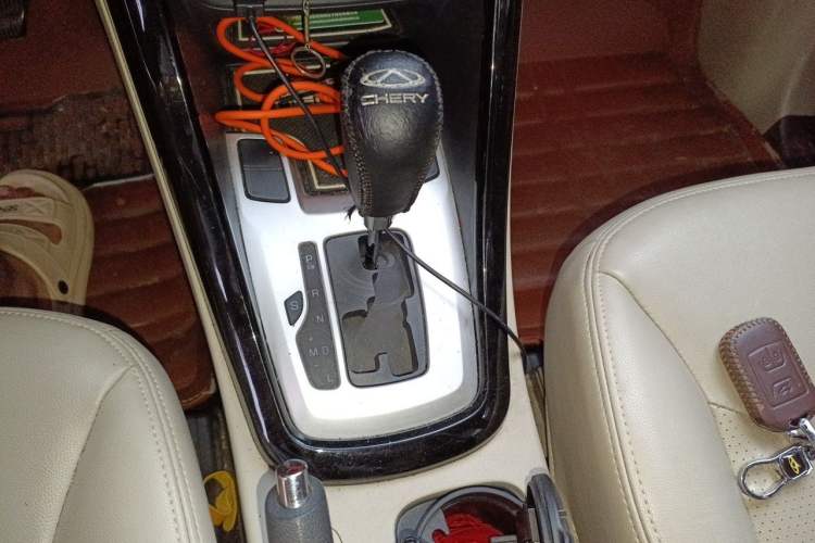 Used Chery Tiggo 5 2014 2.0L CVT Family Deluxe Edition Gear Lever