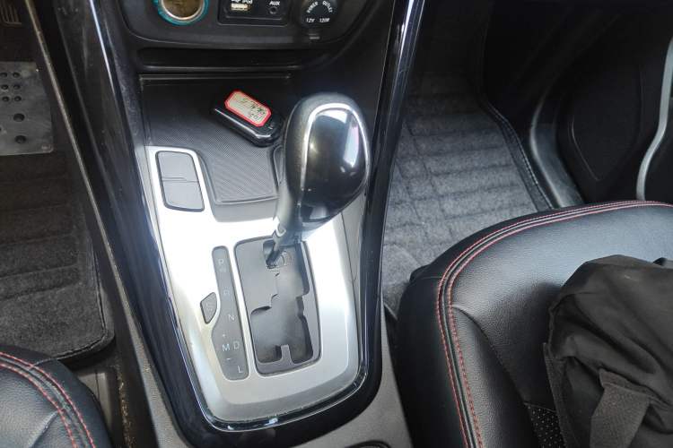 Used Chery Tiggo 5 2014 2.0L CVT Family Deluxe Edition Gear Lever