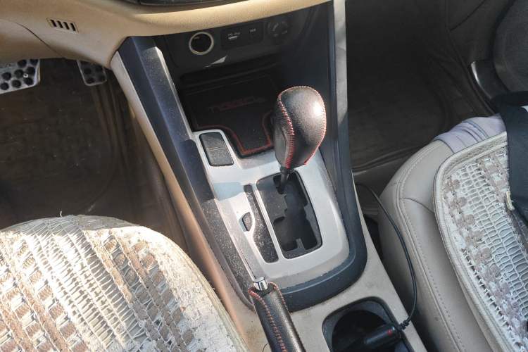 Used Chery Tiggo 5 2014 2.0L CVT Joyful Edition Gear Lever