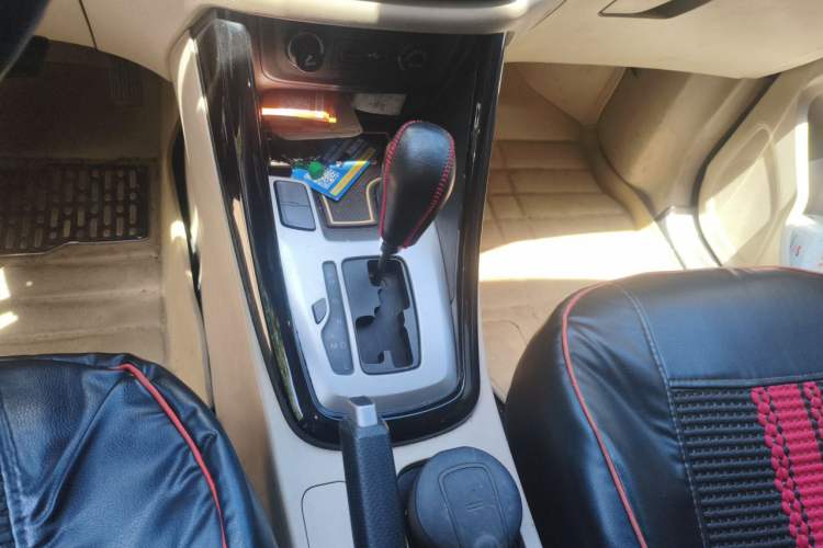 Used Chery Tiggo 5 2014 2.0L CVT Zhiyun Edition Gear Lever