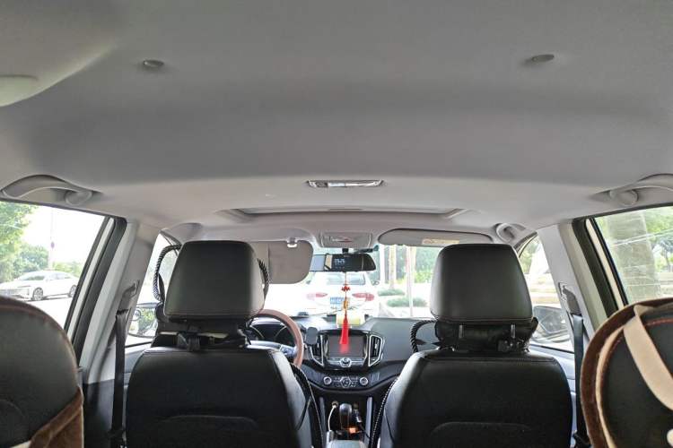 Used Chery Tiggo 5 2014 2.0L Manual - Family Deluxe Edition Headliner
