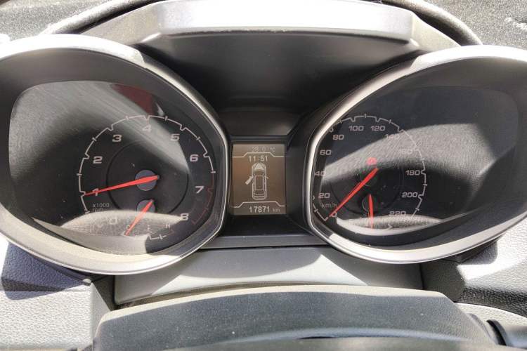 Used Chery Tiggo 5 2014 2.0L Manual - Family Deluxe Edition Instrument Cluster