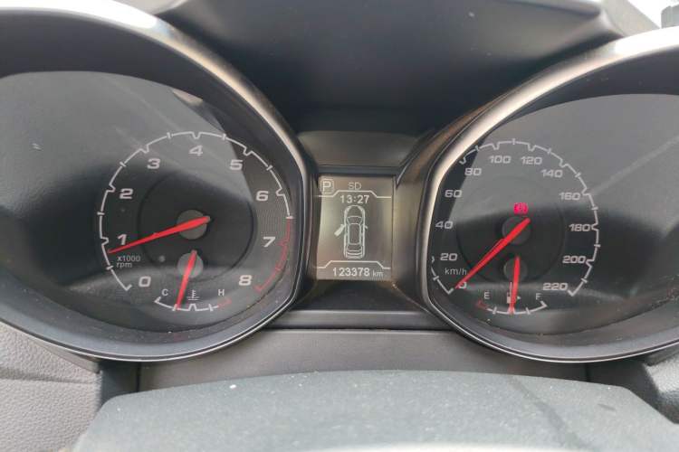 Used Chery Tiggo 5 2014 2.0L CVT Family Deluxe Edition Instrument Cluster