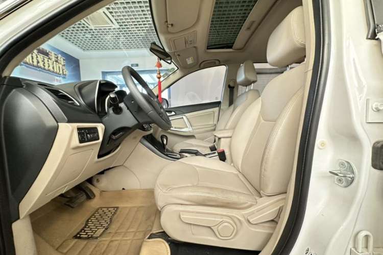 Used Chery Tiggo 5 2014 2.0L CVT Joyful Edition Interior 1