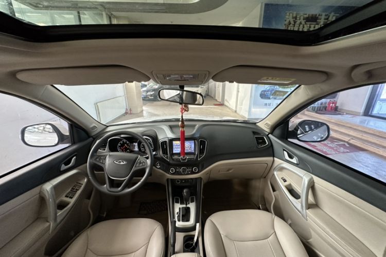 Used Chery Tiggo 5 2014 2.0L CVT Joyful Edition Interior 2