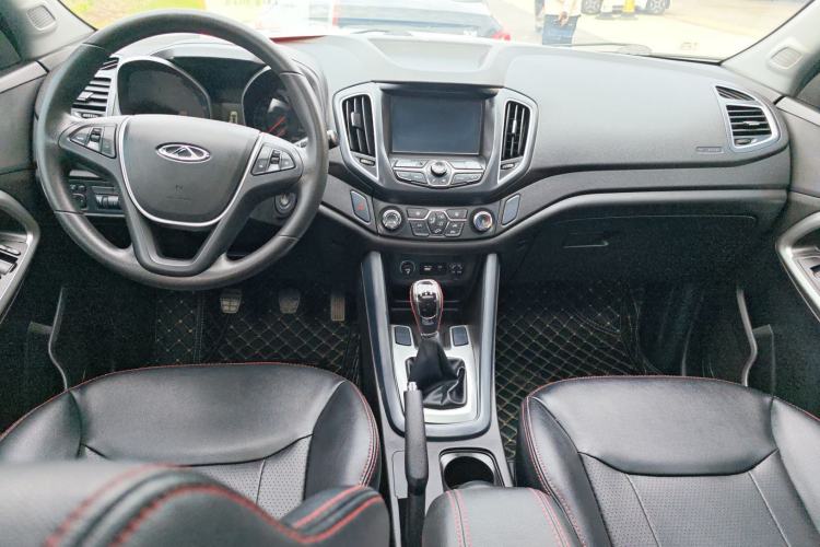 Used Chery Tiggo 5 2014 2.0L Manual Jia Yue Edition Interior 3